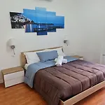 Bed & Breakfast Mare Fuori 4*